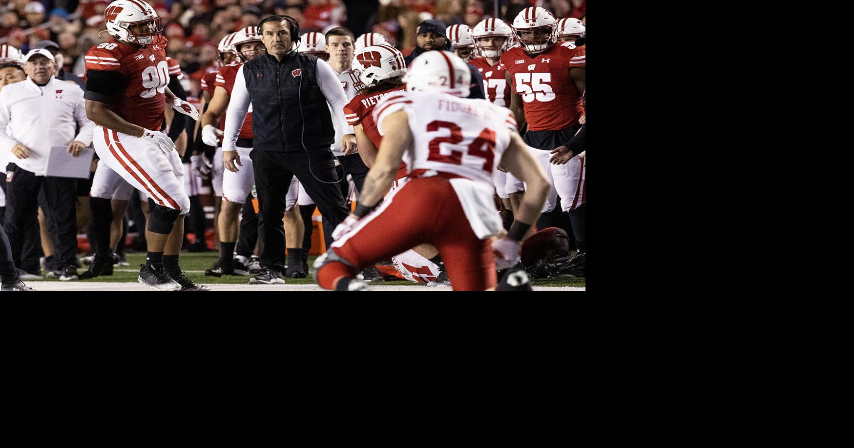 Wisconsin football vs. Nebraska halftime observations