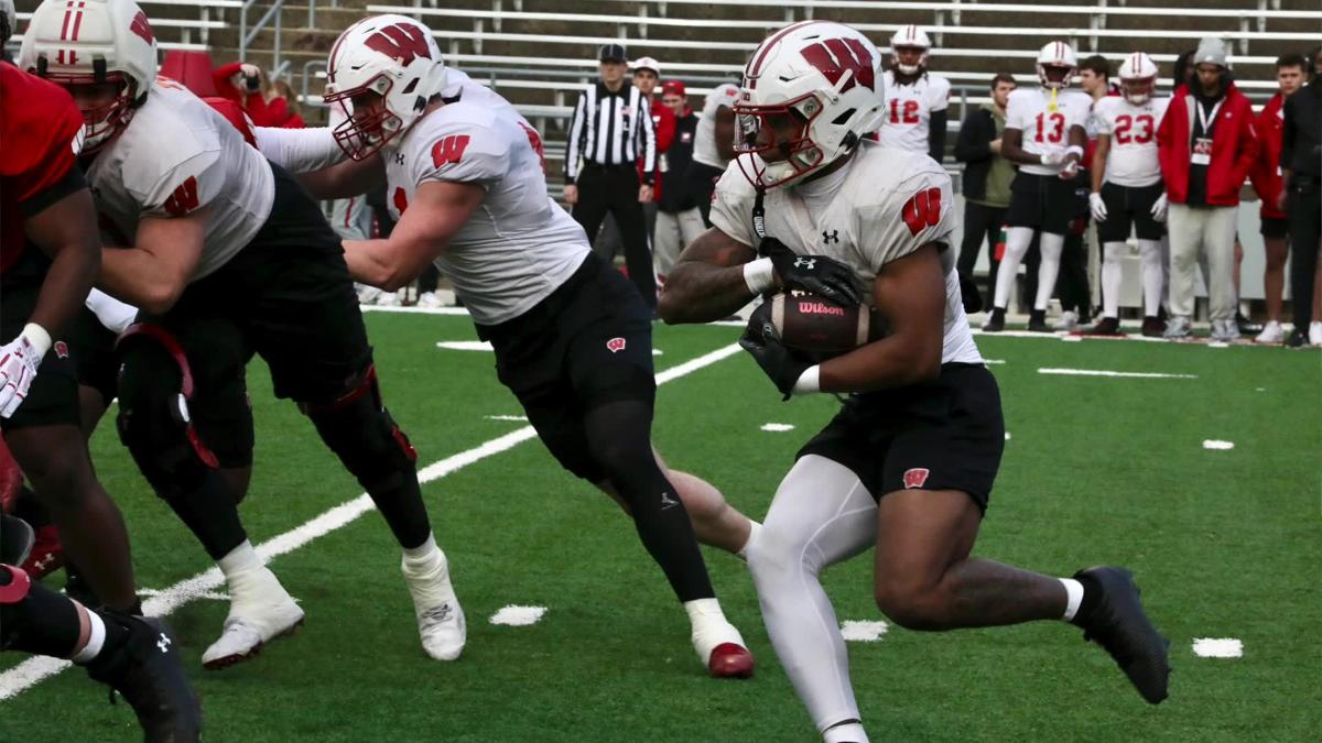 BadgerExtra team breaks down Wisconsin football's 3rd spring practice
