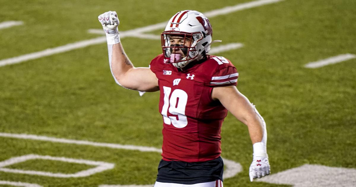 Wisconsin Kicker Photos: Every Wisconsin football winning field goal in final minute