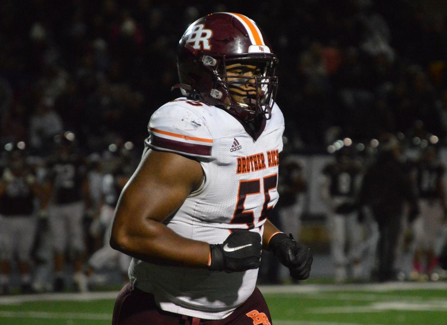wisconsin-football-loses-fifth-commit-of-2023-class