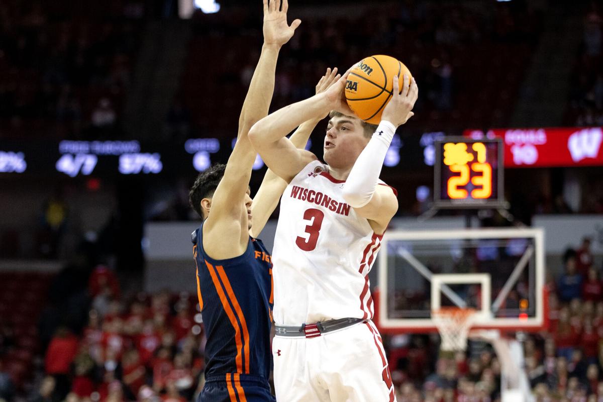 Wisconsin basketball outduels USC 64-59 in the Battle 4 Atlantis