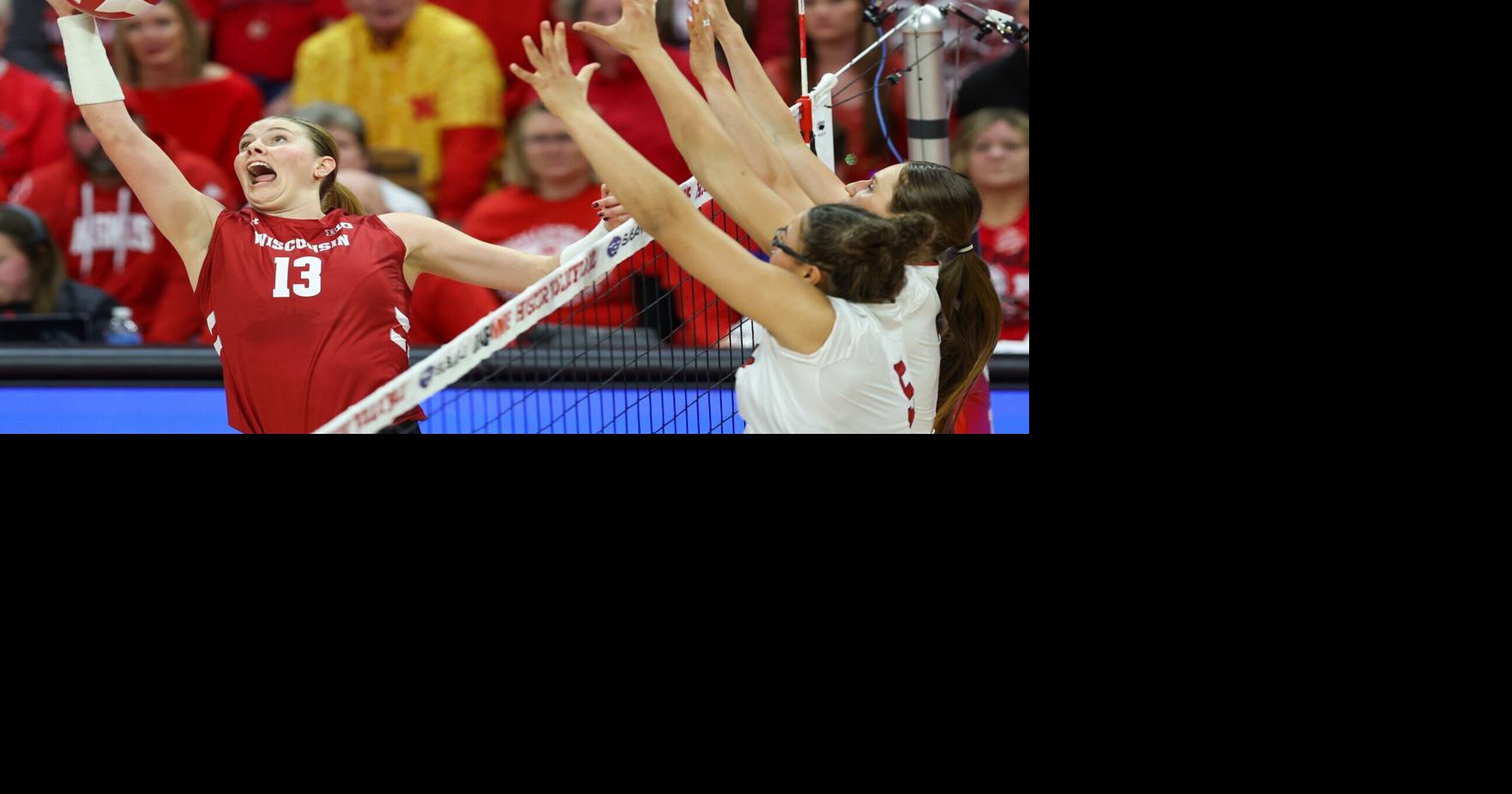 Wisconsin Badgers volleyball score vs. Nebraska