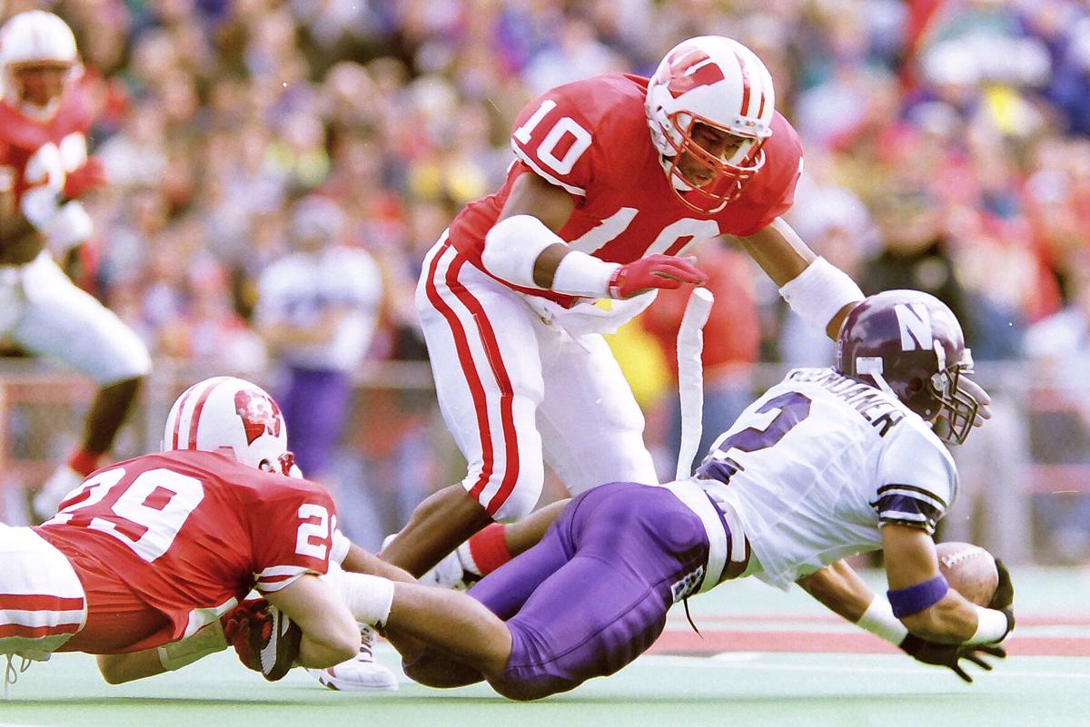 Wisconsin Badgers football game vs. Rutgers to air on Peacock streamer