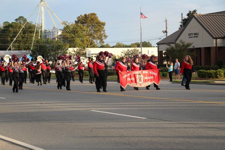 ACHS Parade 1023020 Multimedia