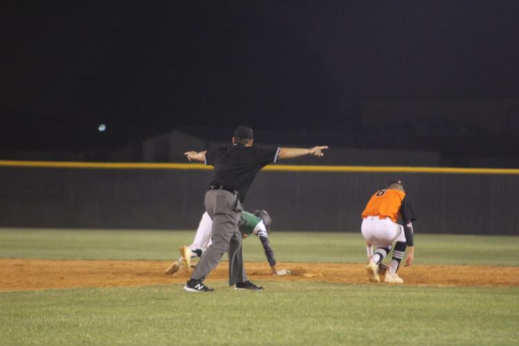 Van Vleck sweeps past Hempstead in bidistrict round Community