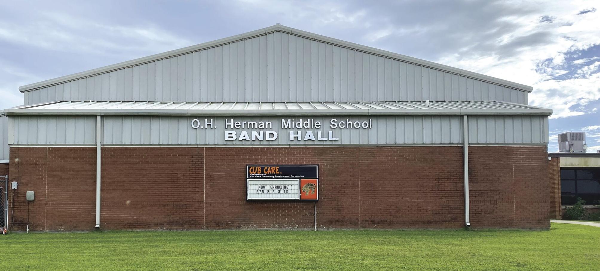 Childcare Center sent packing from Van Vleck school building News