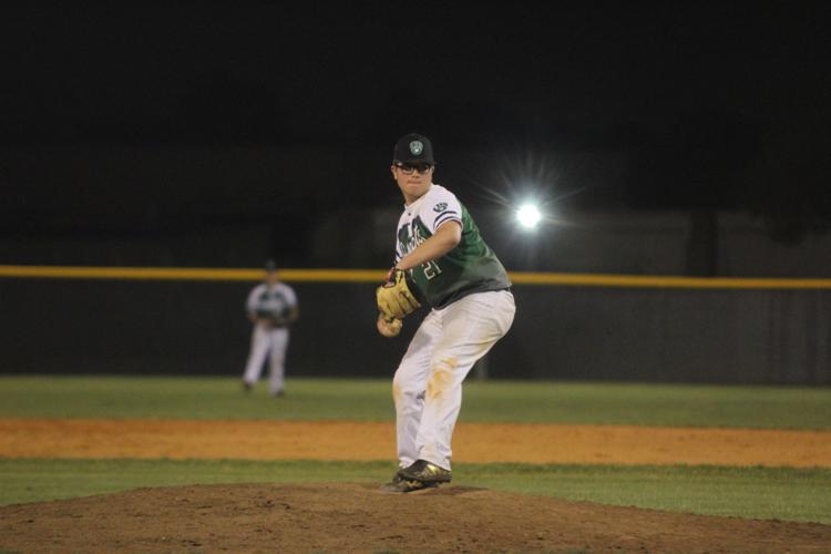 Van Vleck sweeps past Hempstead in bidistrict round Community