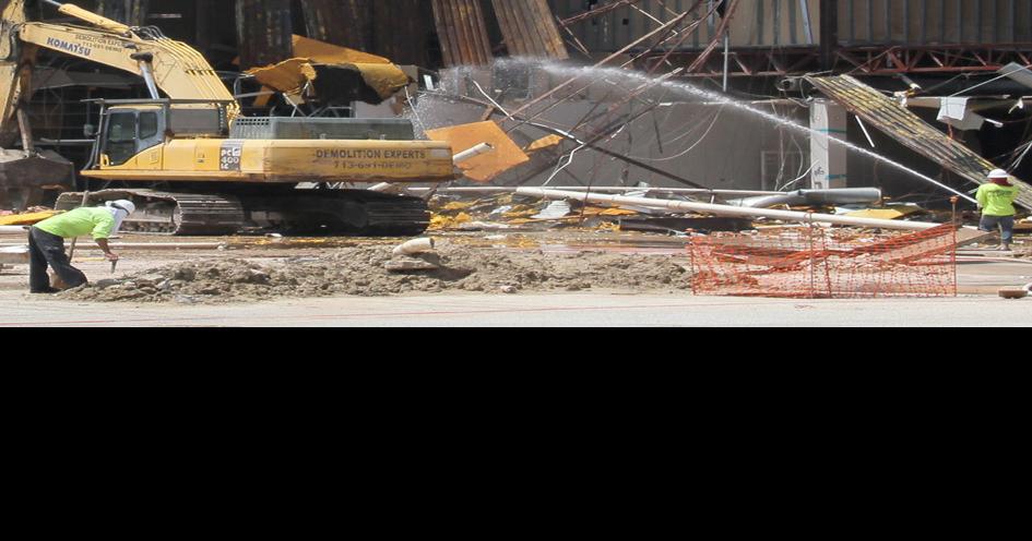 San Jacinto mall demolition progresses | News | baytownsun.com