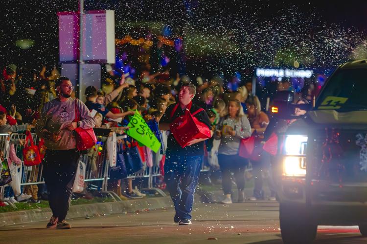 Mont Belvieu Christmas parade gallery Local