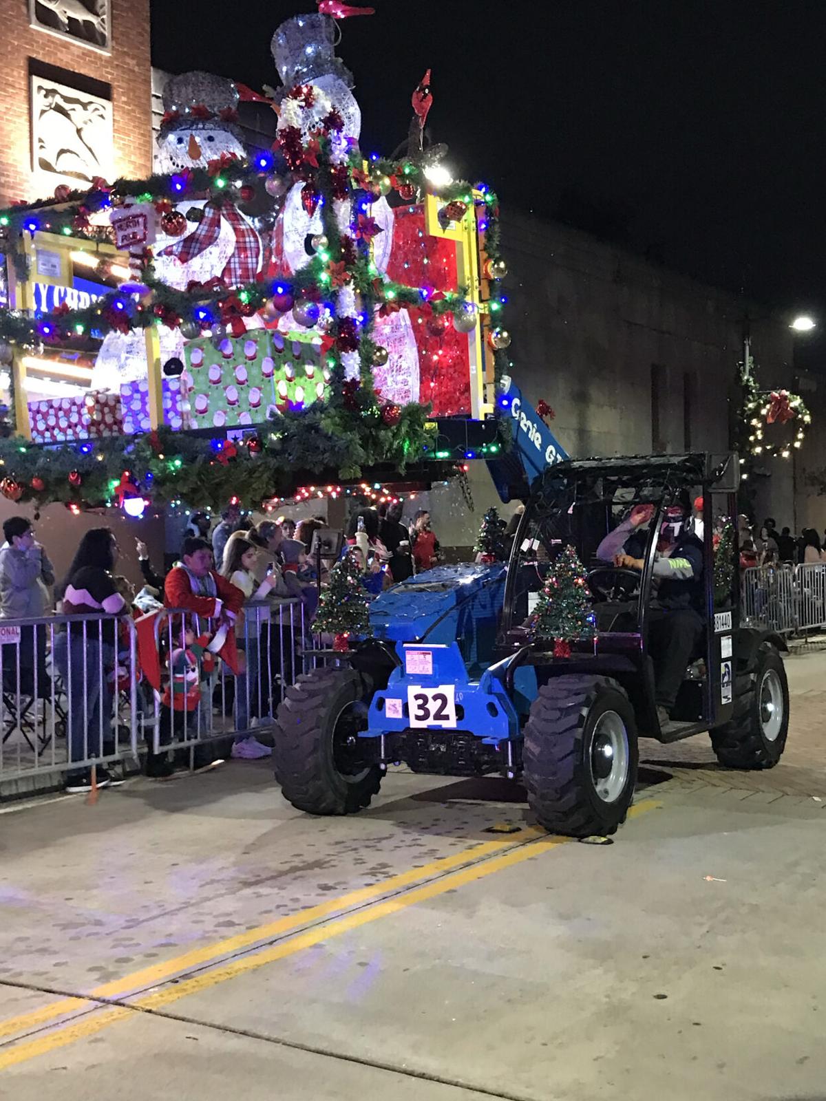 Baytown Christmas Parade 2022 Christmas Parade 2021 - Town Square | Local | Baytownsun.com