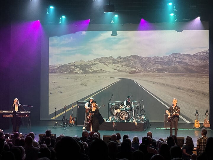 Fleetwood Mask packs house at PAC