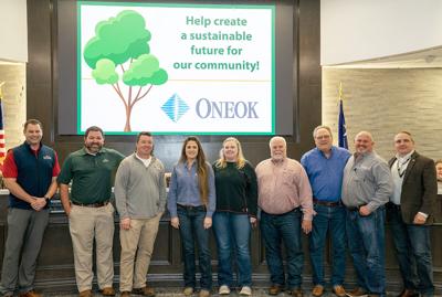 ONEOK pledges $400,000 tree donation to Mont Belvieu park ...