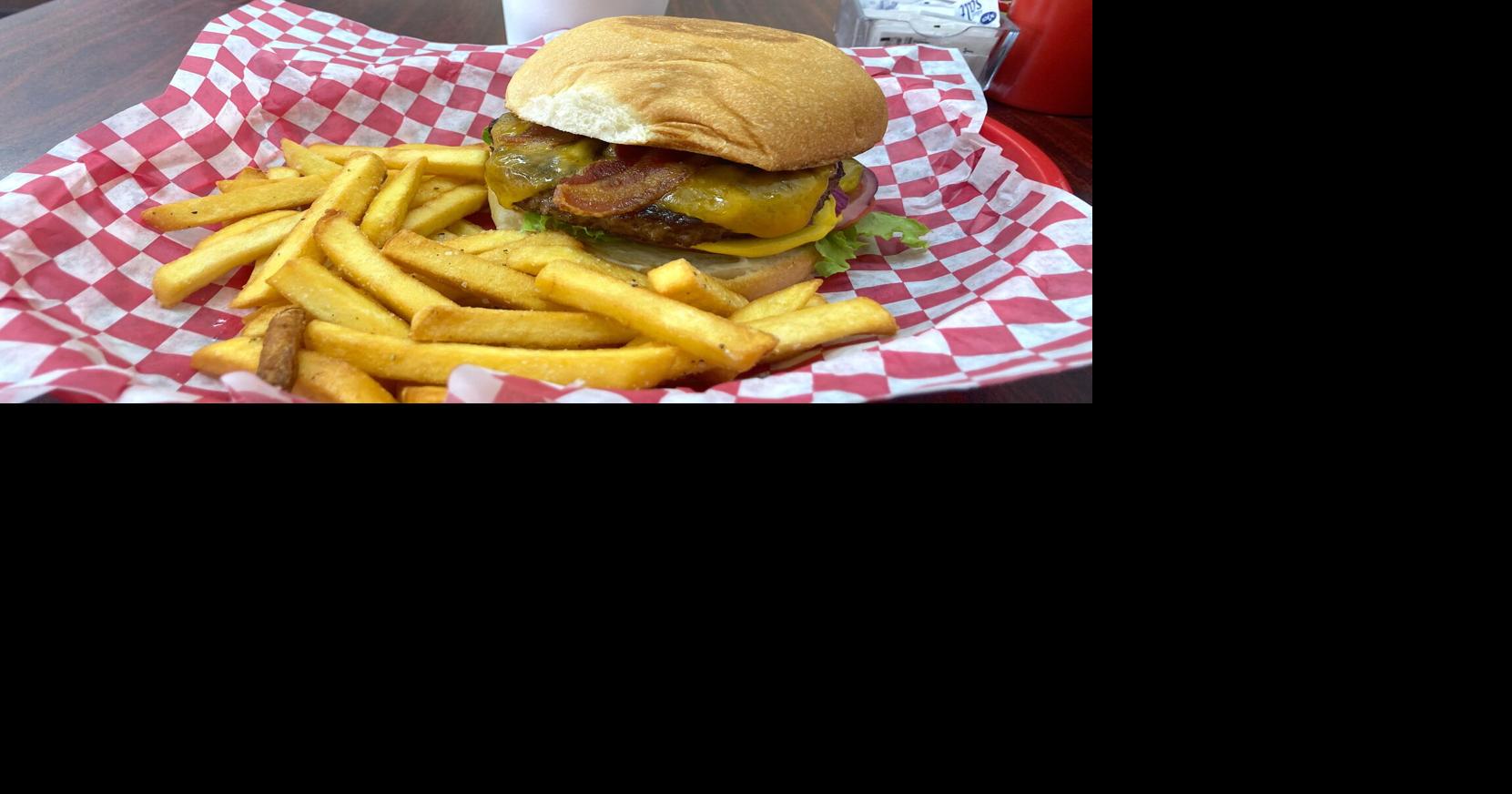 Ricky’s Burgers really are thick and juicy | Lifestyle | baytownsun.com