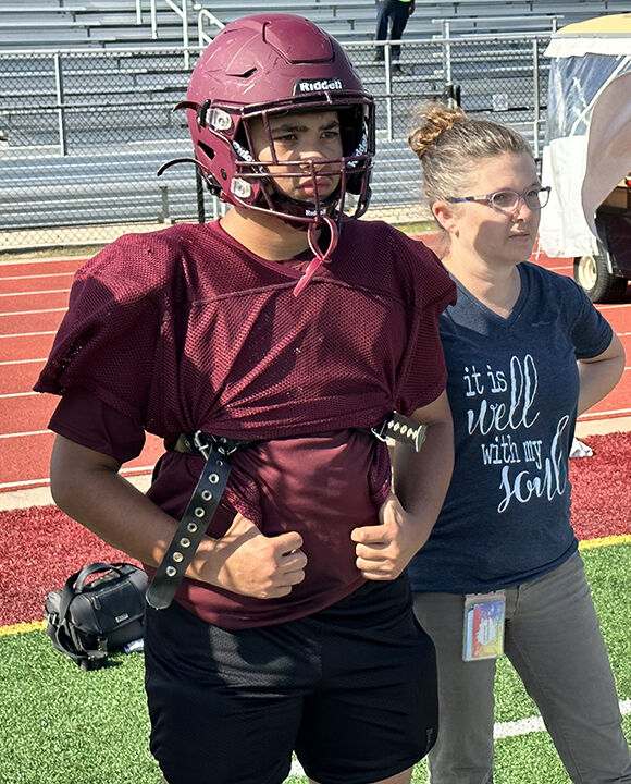 Deaf Austin football player seeks to pay her success in the sport forward