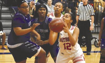 Gcm Escapes Dayton Threat Sports Baytownsun Com