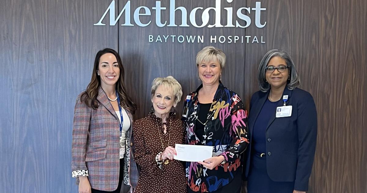 Methodist Employee Houston Methodist Baytown Hospital employees Walk to End Alzheimer's ...