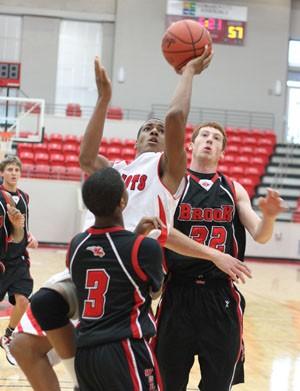 Clear Brook Rolls Past Inconsistent Patriots Sports Baytownsun Com