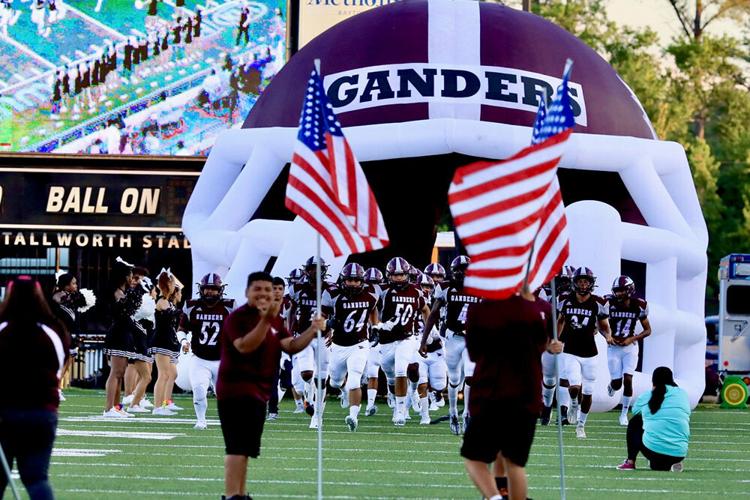 La Porte stops big play Ganders | Sports | baytownsun.com