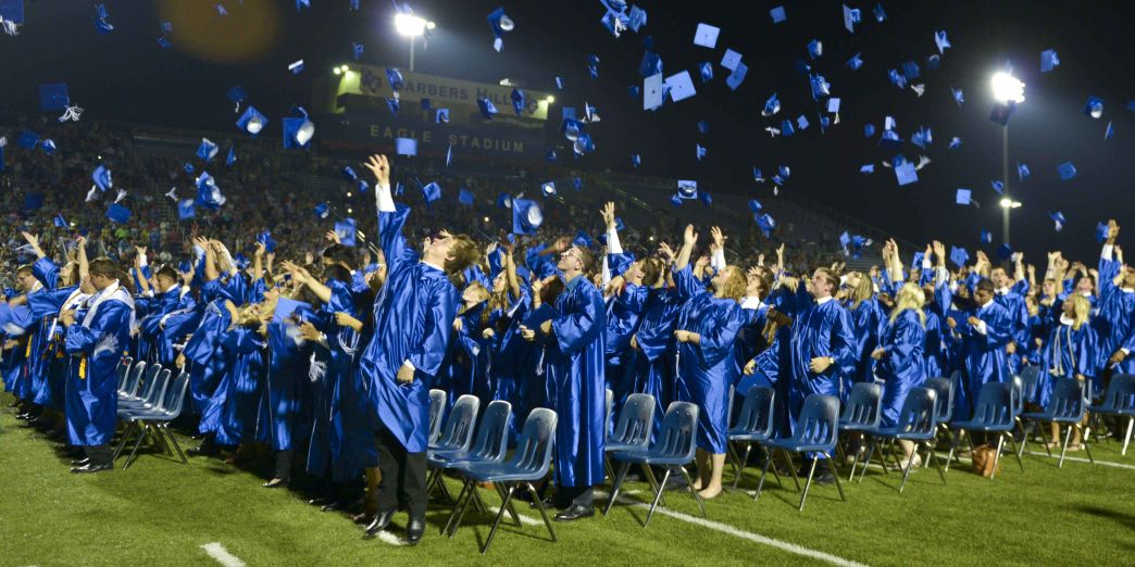 Class of 2015 largest graduating class in Barbers Hill history News