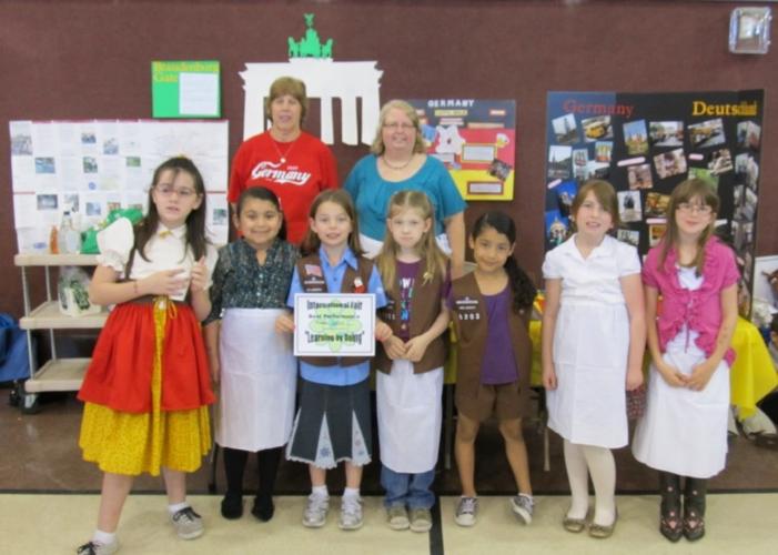 Girls Scouts join in International Fair Baytown