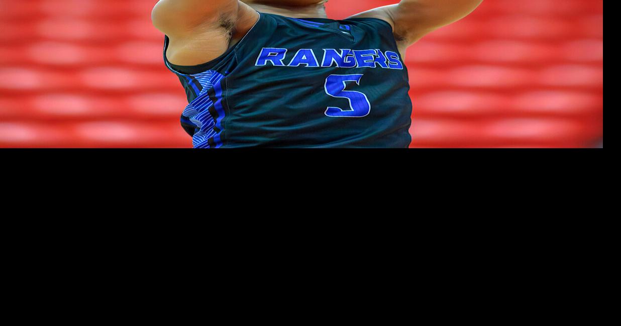 Sports Roundup - Smith leads charge in Rangers’ win