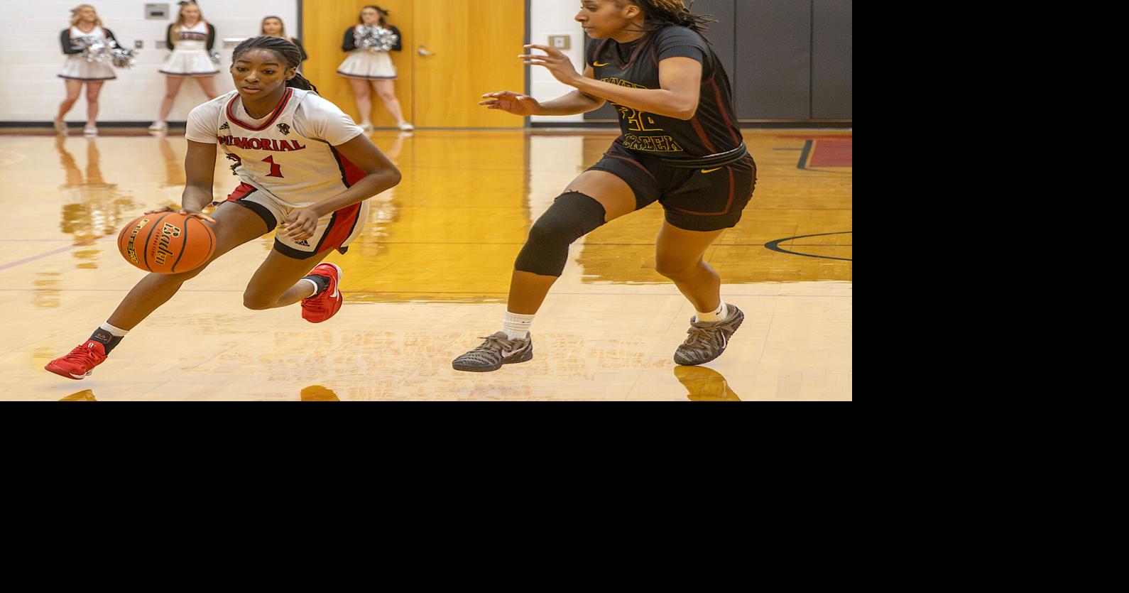 Sports Roundup - Bouie scores 20, Lady Pats fall to No. 3 Summer Creek