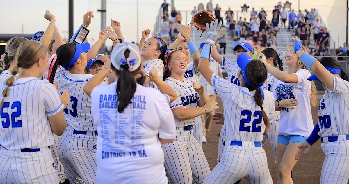 Eagles down Rangers on Nutter no-hitter | Sports | baytownsun.com