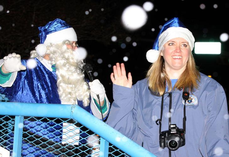 Christmas parade lights up Baytown News