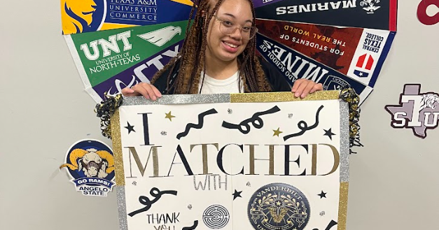 Vanderbilt Local Java Lee Student receives full-ride to Vanderbilt | Local | baytownsun.com