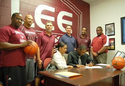 Elevating His Game Lee Grad Rocky Mountain Bound After Inking