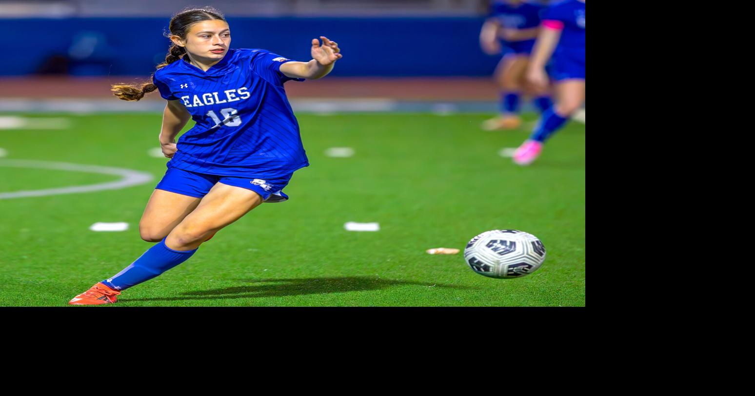 Sports Roundup - Eagles' freshman Pitts scores game-winner