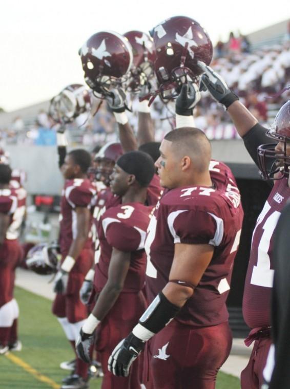 Spring football underway for Robert E. Lee Ganders Baytown