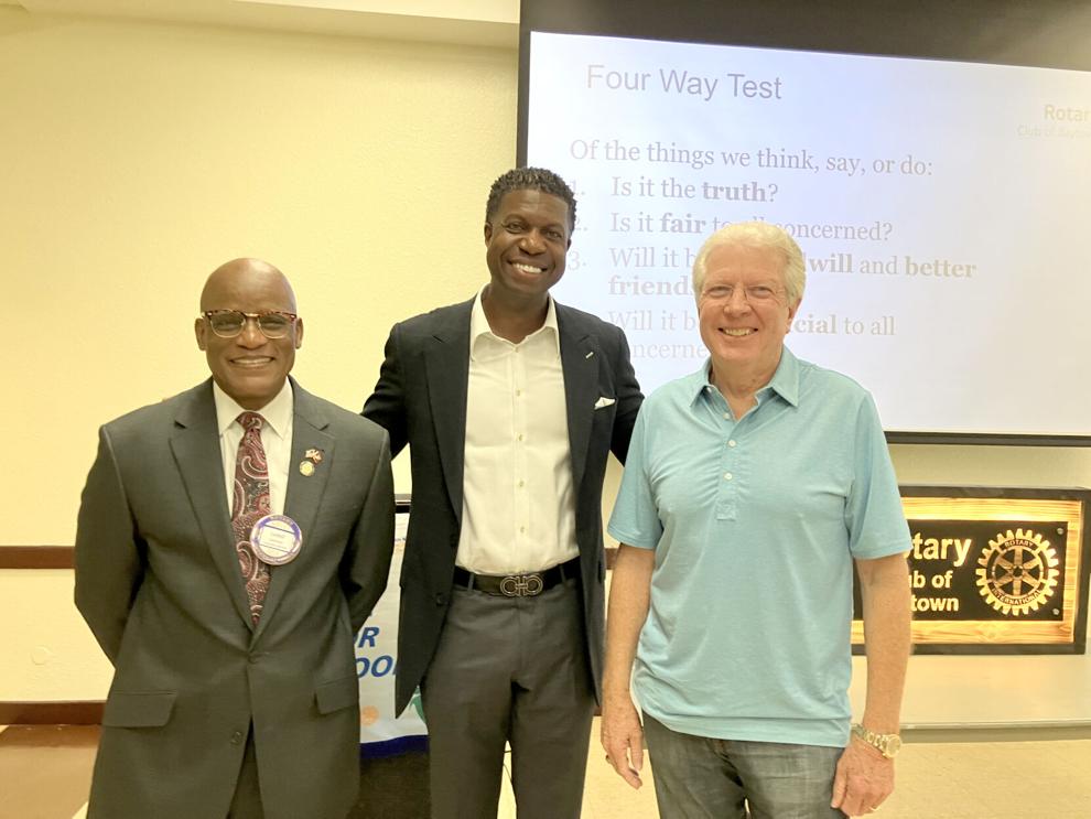 ‘Service above self,’ Stephens tells Rotarians