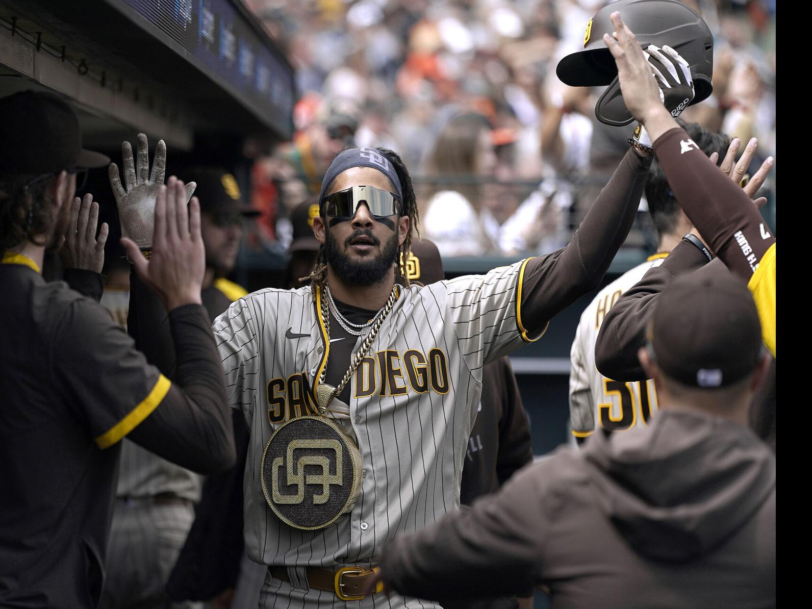 Column: Padres messed up with Tatis, but Junior gets most of the