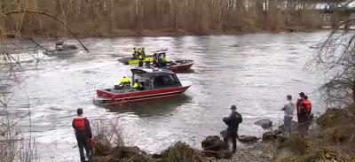 Driver dead after car plunges into river in Oregon City | | bdavison ...