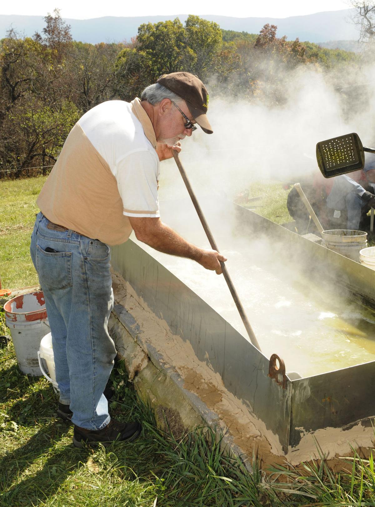Family, friends gather to make molasses near Princeton News