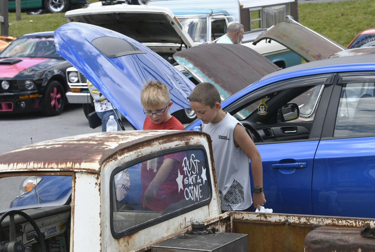 Madness in the Mountains showcases cool rides for a good cause News