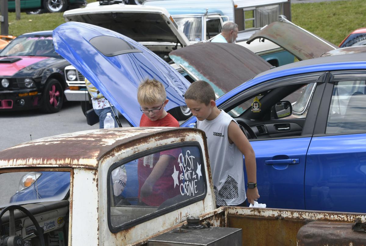A1 car Show 2 .jpg