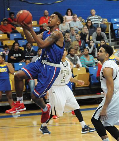 Henry Scores 22 And Rams Claim Men S Battle Of The Bluefields