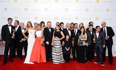 Breaking Bad And Modern Family Win Emmy Awards Entertainment Bdtonline Com