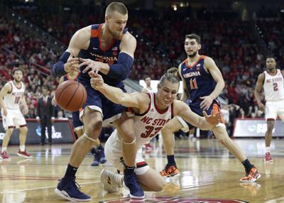 No 3 Uva Survives Beats No 23 Nc State 66 65 In Ot Sports