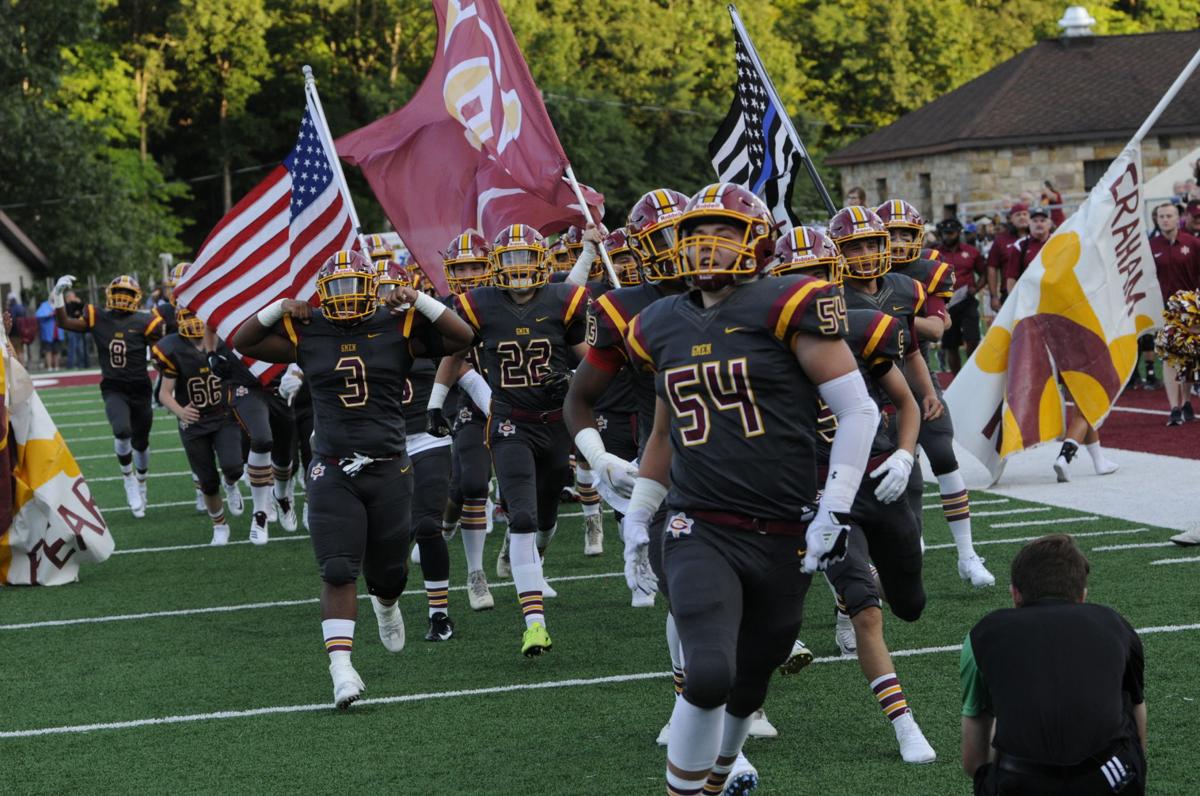 Slideshow 2018 BeaverGraham football game Gallery