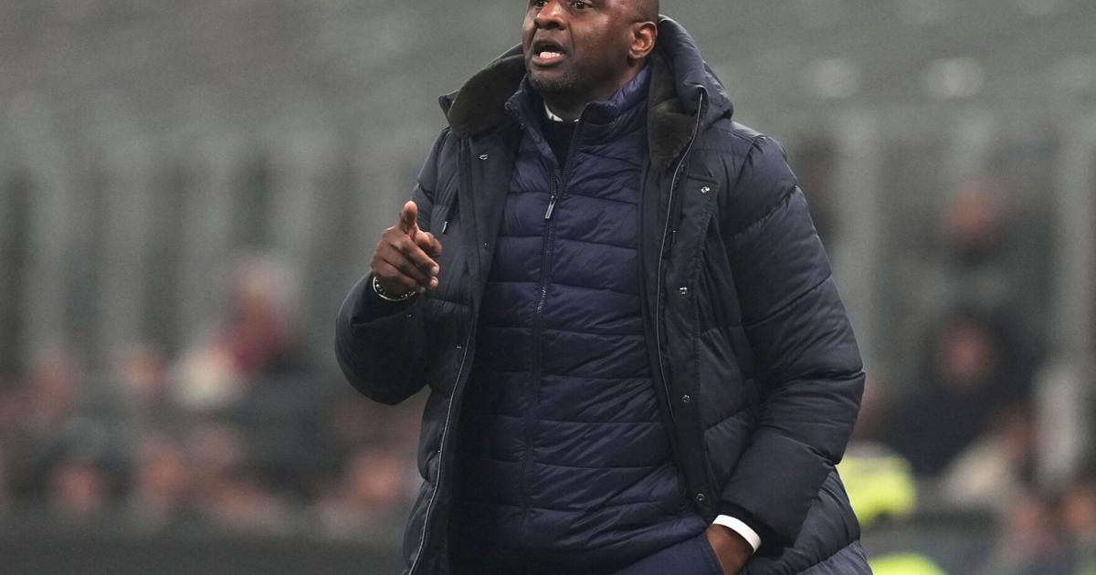 Senegal Coach Soccer