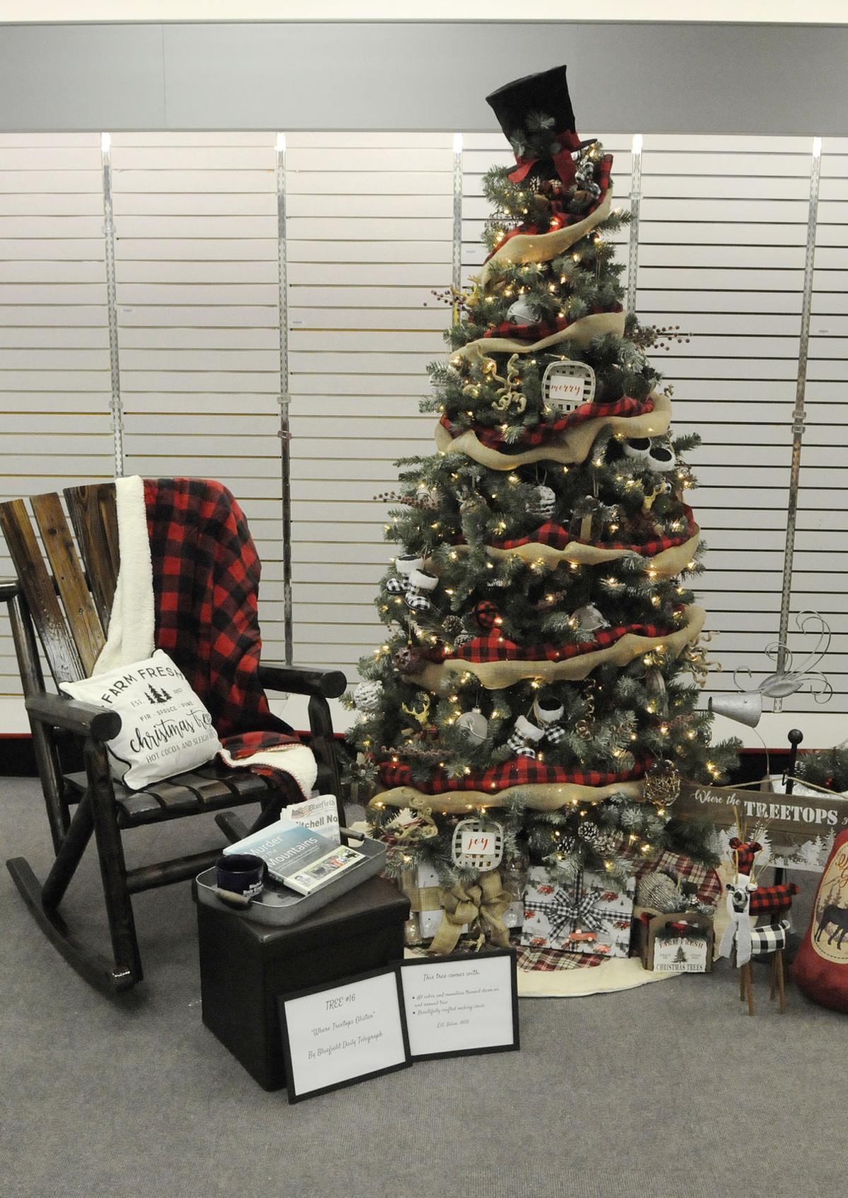 Wonderland Of Trees Puts Holiday Spirit On Display At Mercer Mall News Bdtonline Com