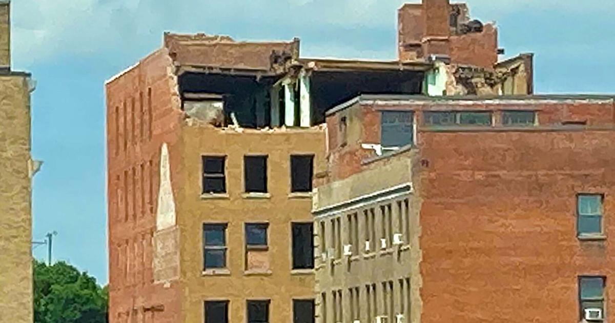Ward D Building Montgomery Ward building steadily coming down | News | bdtonline.com