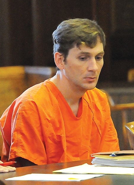 Judge reduces bond for man charged in pet hospital robbery | News