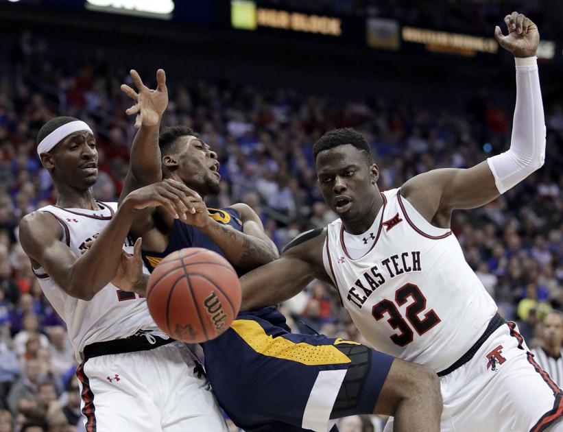 Mountaineers Pull Major Upset Of Texas Tech 79 74 In Big 12