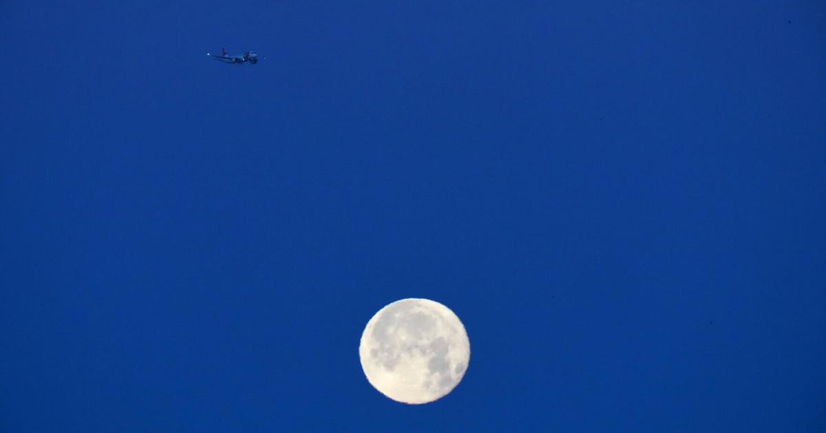 Portugal Full Moon