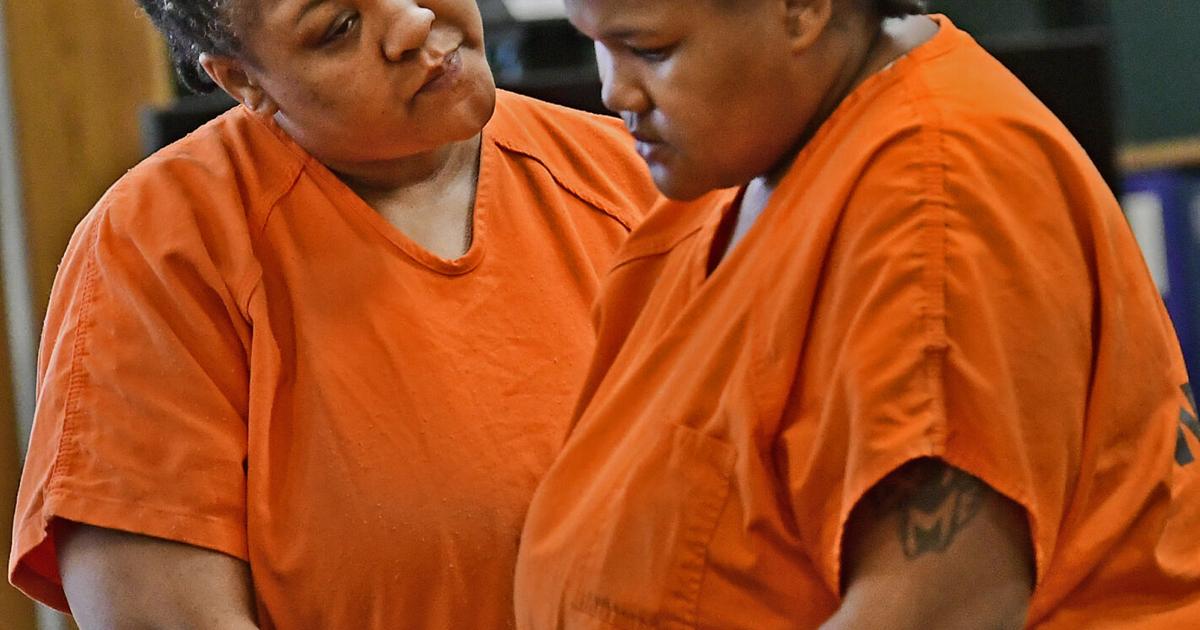 Nichole Rojas Murder suspect Nichole Brooks appears in court for status hearing ...