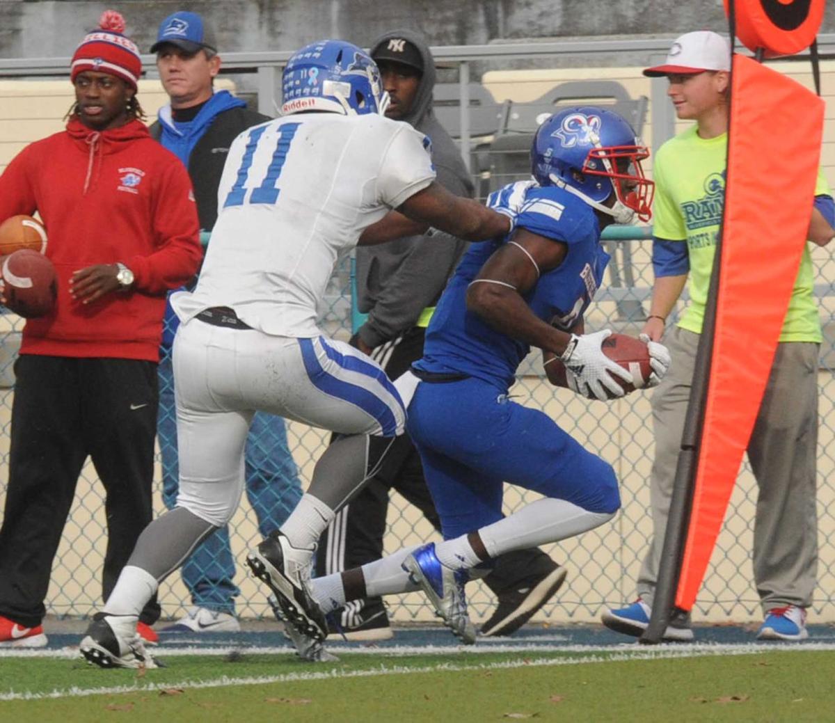 Lindsey Wilson at Bluefield College Football Gallery